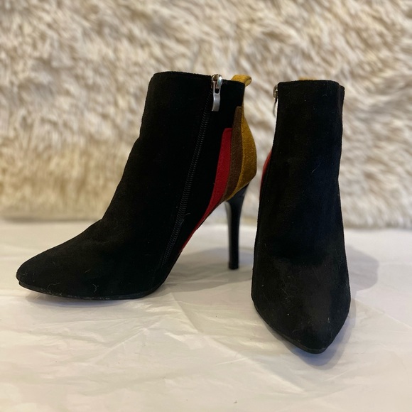 Preloved Fall boots - Picture 3 of 4